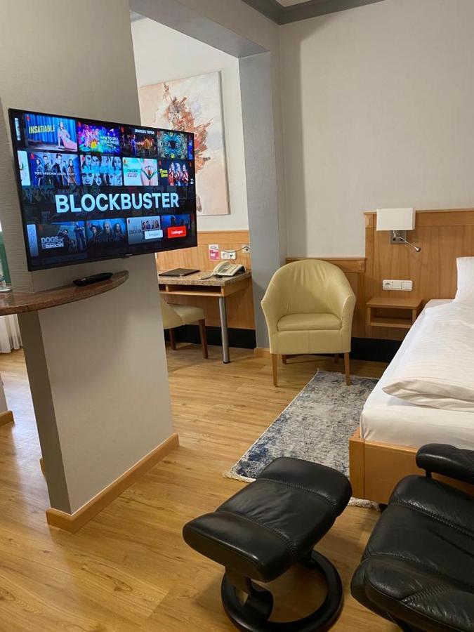 加斯特豪斯克拉尔酒店 埃朗根 外观 照片